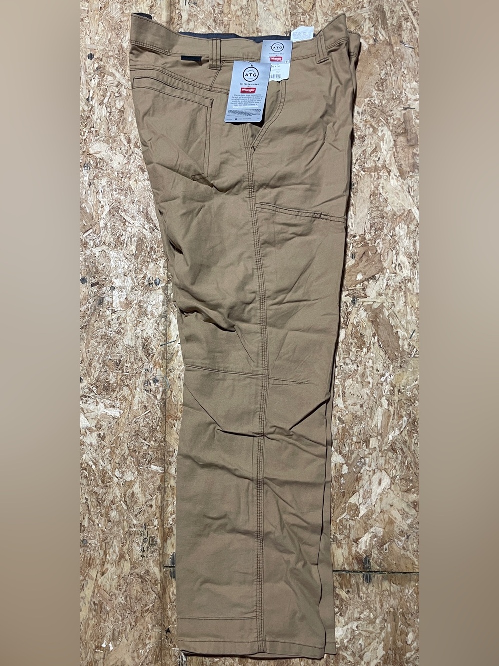 Wrangler Men’s Brown  all terrain utility pants. NWT 36x30